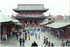 Asakusa-Senso-ji-temple.jpg (195353 bytes)